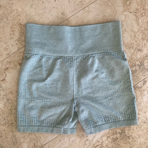 High Waisted Workout Yoga Gym Shorts - Picture 5 of 7